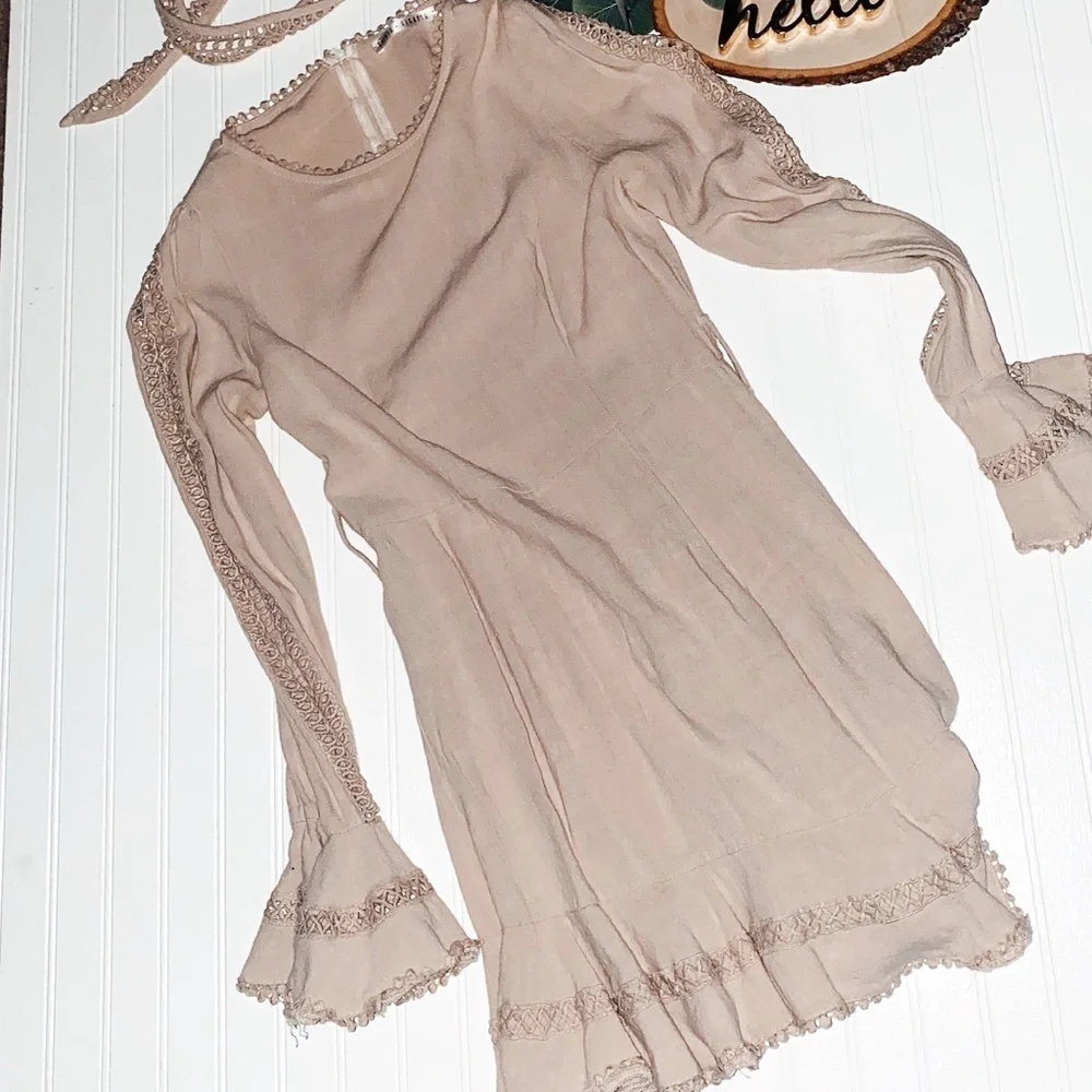 Blush Pink Dress​ - Picture 3 of 4